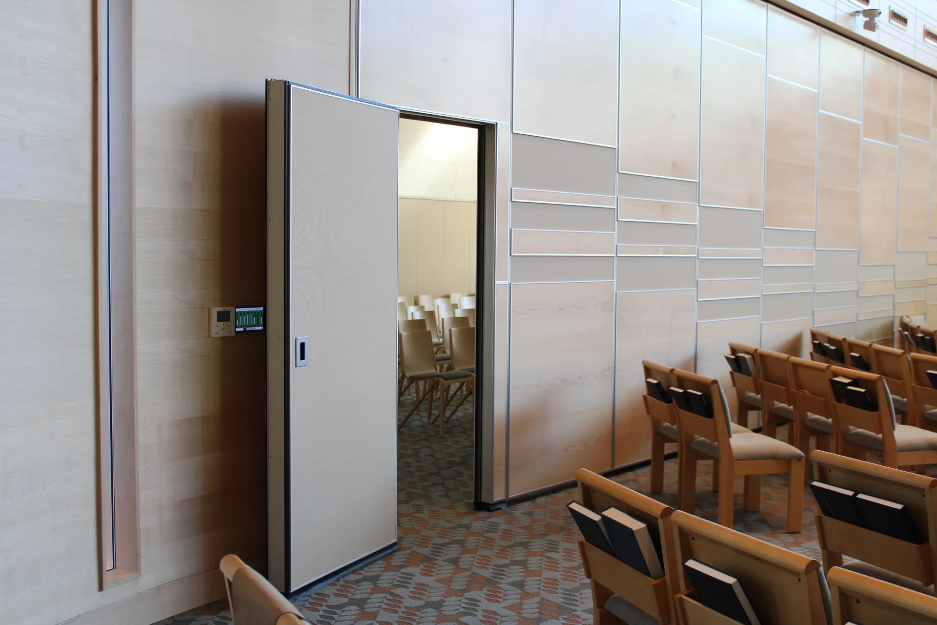 Congregation Rodef Shalom — Worship operable partitions