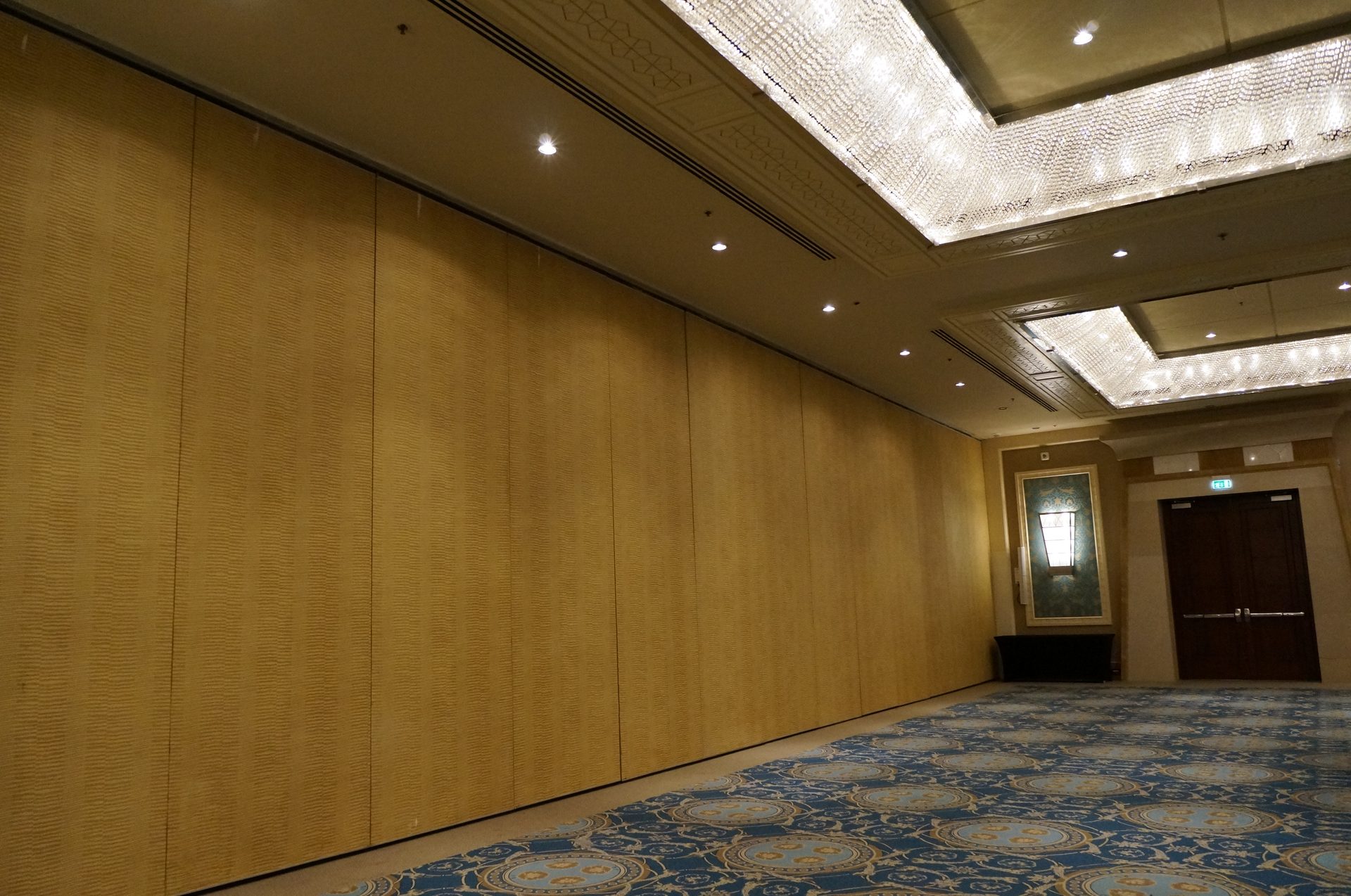 The Nile Ritz-Carlton — Hospitality operable partitions